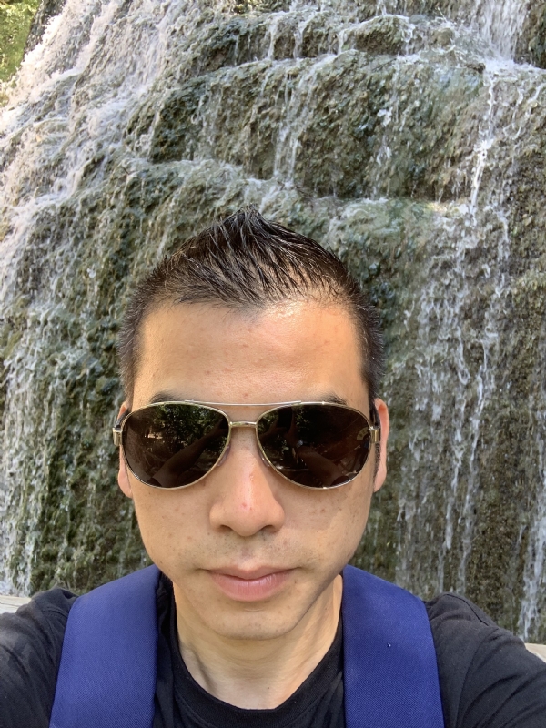 高兴的第二张照片--顺昌相亲网