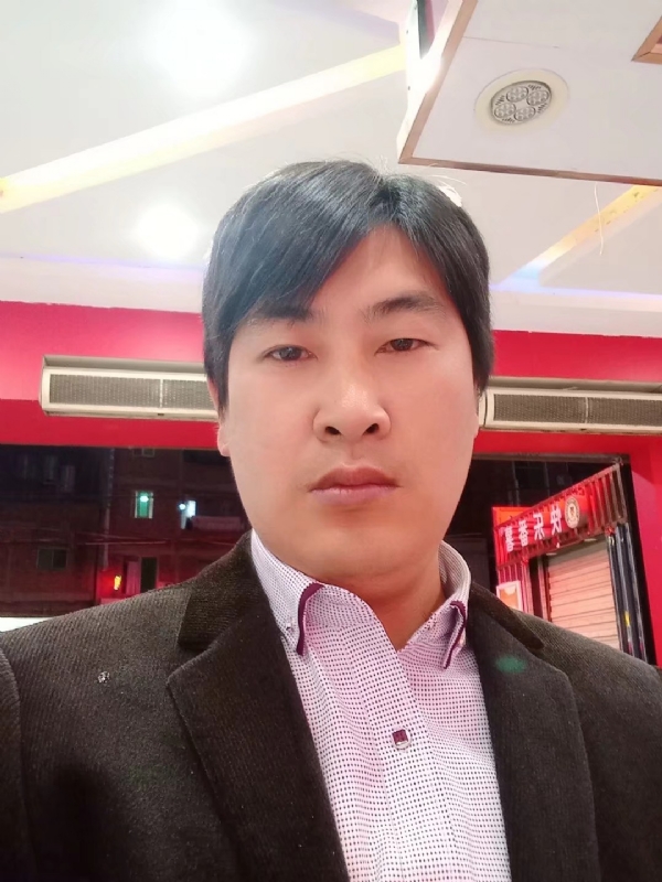 奔跑的第二张照片--顺昌相亲网