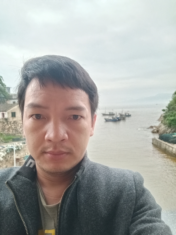 啊亮的第一张照片--顺昌相亲网